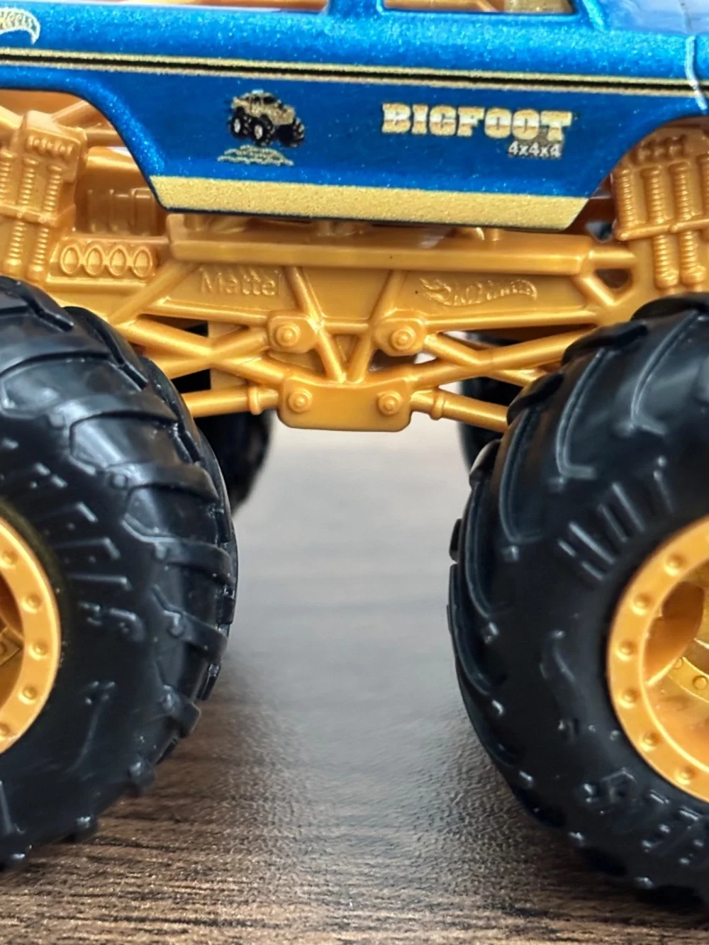 Mattel 1:64 Bigfoot Die Cast Metal Monster Truck Blue Gold Tires Hot Wheels Toy